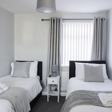 Bishop Gate Bnb Londonderry Bagian luar foto