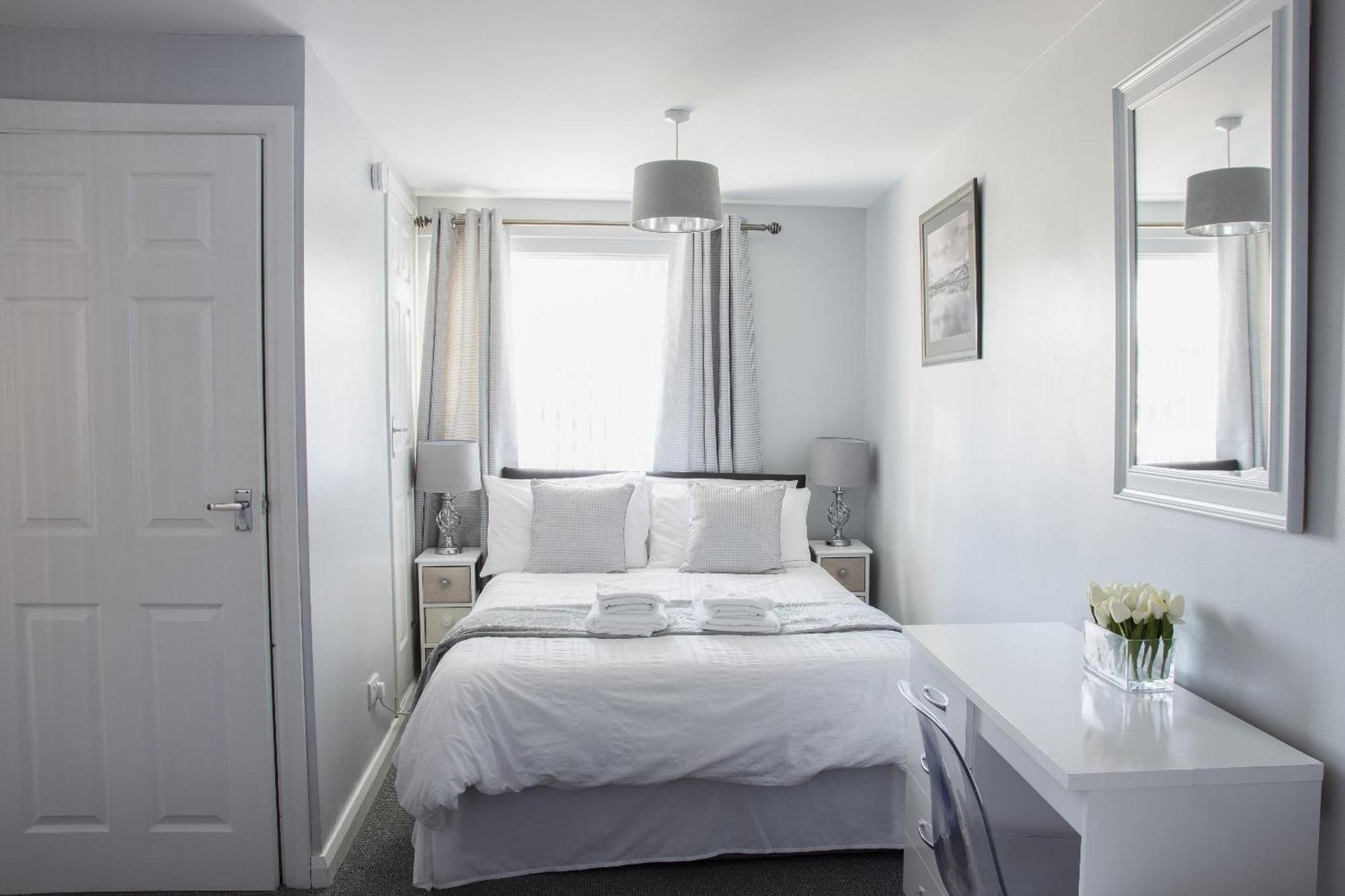 Bishop Gate Bnb Londonderry Bagian luar foto