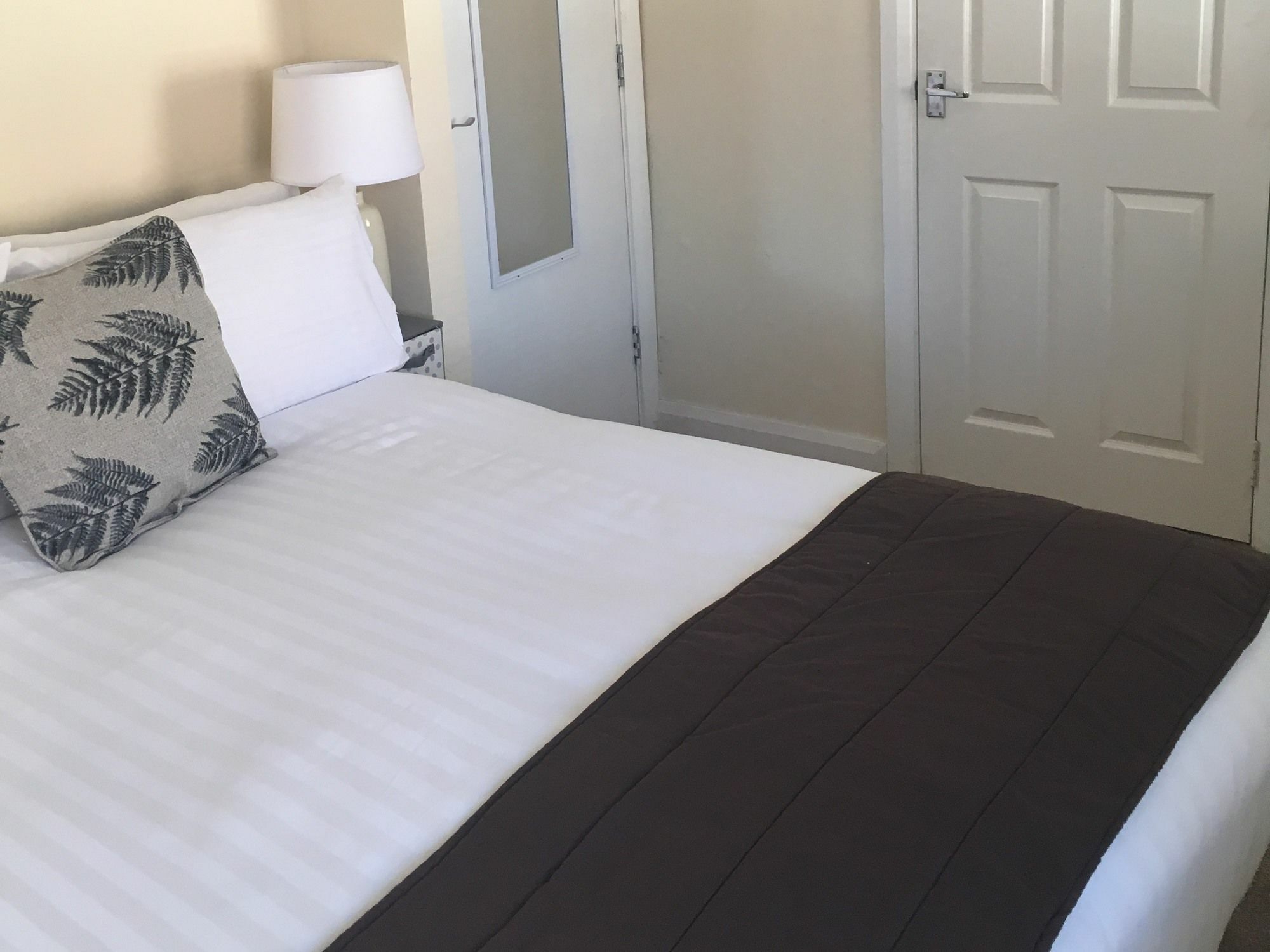 Bishop Gate Bnb Londonderry Bagian luar foto